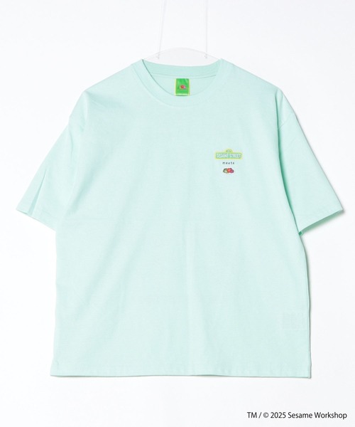 FRUIT OF THE LOOM(フルーツオブザルーム)の「【FRUIT OF THE LOOM/フルーツオブザルーム】ESAME STREET× FRUIT OF THE LOOM Illust T-Shirt E(Tシャツ/カットソー・レディース・ミント/ブラック・L/M/S)」の4枚目の写真