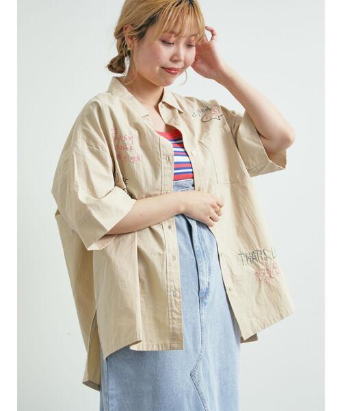 SM2(エスエムツー)の「ロゴ刺繍入りオーバーシャツ(シャツ/ブラウス・レディース・クリーム/ブルー/ベージュ/カーキ・F)」の22枚目の写真