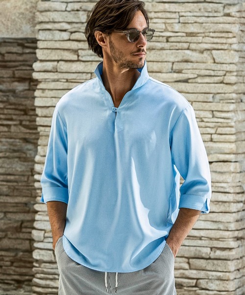 AKM Contemporary(エイケイエムコンテンポラリー)の「【WEB・直営店限定】AKM Contemporary(エイケイエムコンテンポラリー)スキッパープルオーバーシャツ 半袖シャツ シワ防止 イージーケア(シャツ/ブラウス・メンズ・ベージュ/ネイビー/サックスブルー/オフホワイト・S/M/L/XL/XXL)」の4枚目の写真