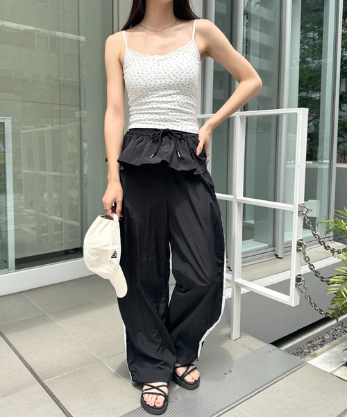 wears（ウェアーズ）の「フリルデザイン ナイロンパンツ ダブルラインナイロンパンツ（その他パンツ・レディース・ブラック/ホワイト/ネイビー・FREE）」の15枚目の写真