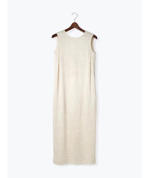 Te chichi CLASSIC（テチチクラシック）の「【JAPAN FABRIC】リンクルアセテートサテンワンピース《2025summer catalog item》（ワンピース・レディース・オフホワイト・F）」の11枚目の写真