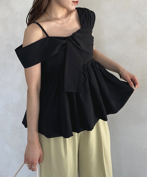 【新品タグ付き】Thevon. アシメノースリバルーンブラウス ブラック アシメノースリバルーンブラウス（シャツ/ブラウス）｜Thevon
