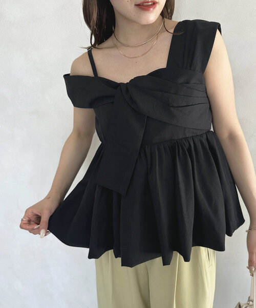 Thevon（ゼボン）の「アシメノースリバルーンブラウス（シャツ/ブラウス・レディース・ブラック/サックスブルー・FREE）」の4枚目の写真