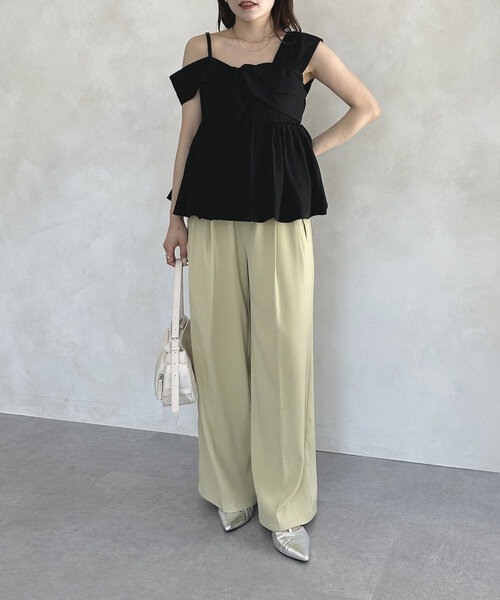 【新品タグ付き】Thevon. アシメノースリバルーンブラウス ブラック アシメノースリバルーンブラウス（シャツ/ブラウス）｜Thevon