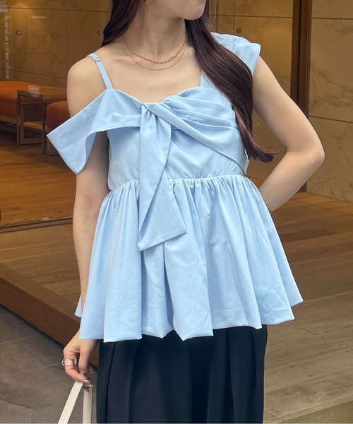 Thevon アシメノースリバルーンブラウス　サックスブルー アシメノースリバルーンブラウス（シャツ/ブラウス）｜Thevon