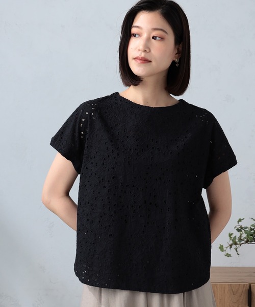 GALLORIA（ギャローリア）の「レースTブラウス（シャツ/ブラウス・レディース・ブラック/オフホワイト・M/S/LL/L）」の2枚目の写真