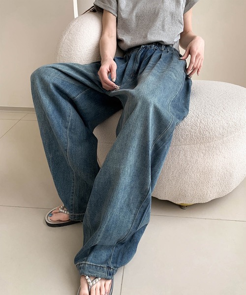 LOWO（ロワ）の「綿混カーヴィーシルエットハイウエストワイドデニムパンツ（その他パンツ・レディース・スカイブルー/ブルー・FREE）」の13枚目の写真