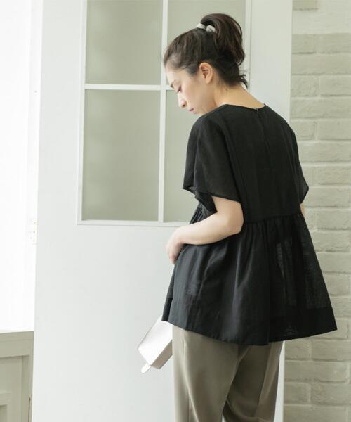 OPAQUE.CLIP（オペークドットクリップ）の「麻混シアーペプラムブラウス【洗濯機洗い可】（シャツ/ブラウス・レディース・パープル/ブルー系その他/ブラック/ブラウン系その他・38/40/42）」の10枚目の写真