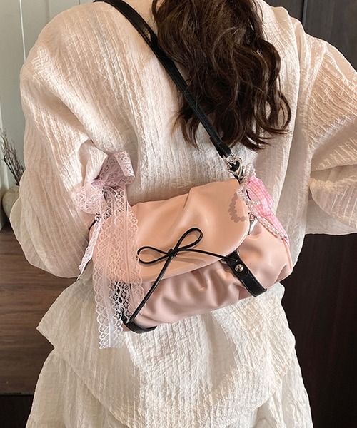 aimoha（アイモハ）の「リボンデコレーションショルダーバッグ（ショルダーバッグ・レディース・シルバー/ブラック/ピンク・FREE）」の2枚目の写真