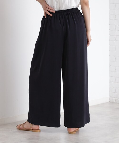 THE SHOP TK (ザ ショップ ティーケー )の「タックワイドパンツ【UV/洗濯機OK/セットUP可】(その他パンツ・レディース・ベージュ/ネイビー/アイボリー・12/13)」の10枚目の写真
