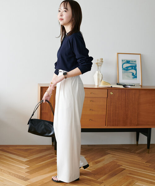 DISCOAT（ディスコート）の「【＠yuyukekelife企画】ベルト付き欲張りストレートタックパンツ（スラックス・レディース・オフホワイト/ブラック/グレイッシュベージュ/ブルー系その他4・SMALL/MEDIUM/LARGE/SP/ML/MT）」の11枚目の写真