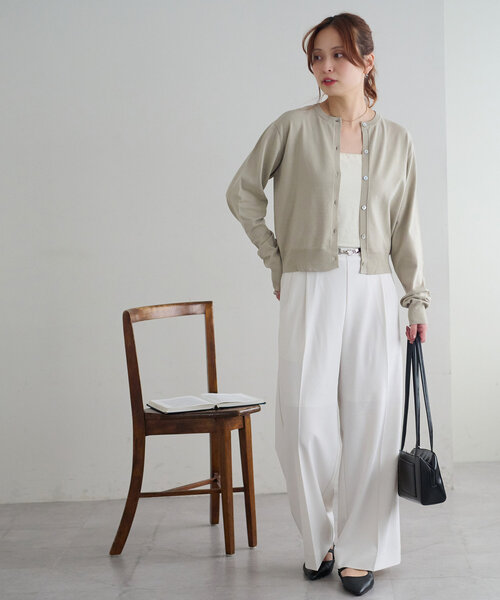 DISCOAT（ディスコート）の「【＠yuyukekelife企画】ベルト付き欲張りストレートタックパンツ（スラックス・レディース・オフホワイト/ブラック/グレイッシュベージュ/ブルー系その他4・SMALL/MEDIUM/LARGE/SP/ML/MT）」の19枚目の写真