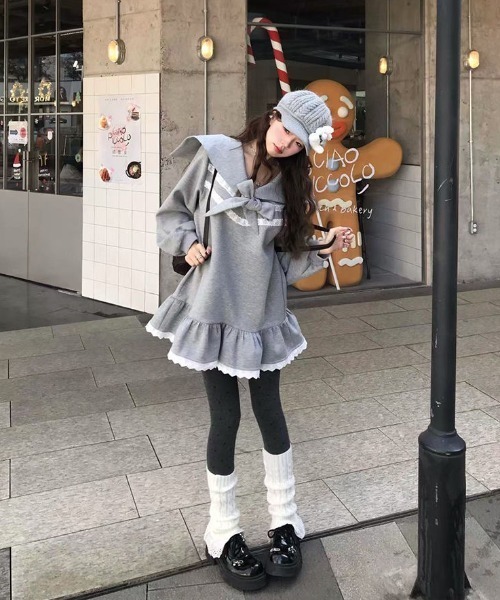 セール】セーラー襟リボン付きフリルスウェットワンピース（ワンピース