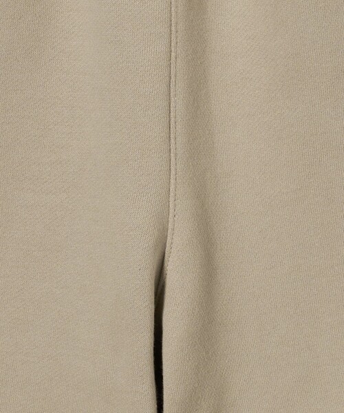 【M】FEAR OF GOD ESSENTIALS サッカー ショーツ ベージュ FEAR OF GOD ESSENTIALS＞サッカー ショーツ