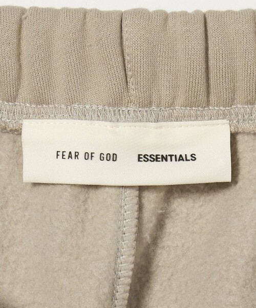 FOG ESSENTIALS（エフオージーエッセンシャルズ）の「＜FEAR OF GOD ESSENTIALS＞サッカー ショーツ（スウェットパンツ・メンズ・ライトグレー/ベージュ・XS/L/M/S）」の16枚目の写真