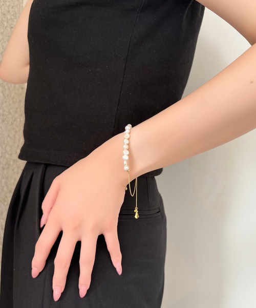 Phoebe（フィービィー）の「フレッシュウォーターパールブレスレット/淡水パール（ブレスレット・レディース・シルバー/イエローゴールド・FREE）」の12枚目の写真
