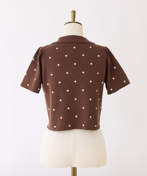 one after another NICE CLAUP(ワンアフターアナザーナイスクラップ)の「レースアップドットポロニット(ニット/セーター・レディース・ブラウン/オフホワイト/ブラック/グレー・FREE)」の7枚目の写真