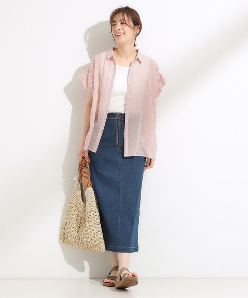 SHOO・LA・RUE（シューラルー）の「【S-LL】さらシャリコットン 上品なシアー感のフロントボタンシャツ（シャツ/ブラウス・レディース・ネイビー/グリーン系/レッド系/ブルー系2・01/02/03/04）」の16枚目の写真