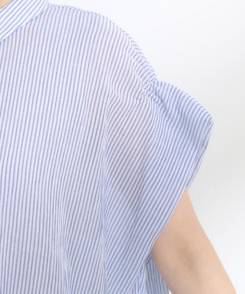 SHOO・LA・RUE（シューラルー）の「【S-LL】さらシャリコットン 上品なシアー感のフロントボタンシャツ（シャツ/ブラウス・レディース・ネイビー/グリーン系/レッド系/ブルー系2・01/02/03/04）」の6枚目の写真