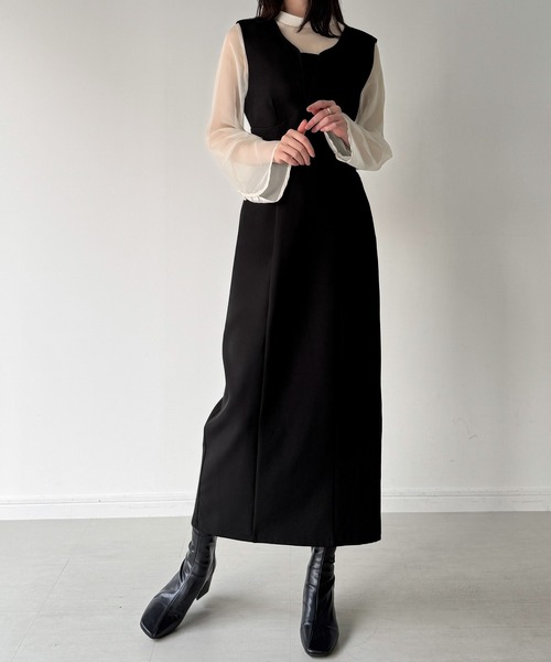 JUNOAH（ジュノア）の「袖ボタンシアーブラウス＋IラインジャンパースカートSET（薄手、裏地無し）（ジャンパースカート・レディース・チャコール/ブラック系その他2/ブラック系その他・SMALL/MEDIUM/LARGE）」の4枚目の写真