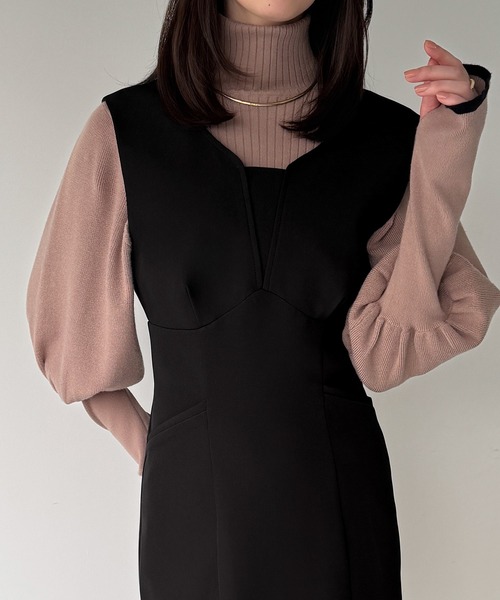 JUNOAH（ジュノア）の「袖ボタンシアーブラウス＋IラインジャンパースカートSET（薄手、裏地無し）（ジャンパースカート・レディース・チャコール/ブラック系その他2/ブラック系その他・SMALL/MEDIUM/LARGE）」の11枚目の写真