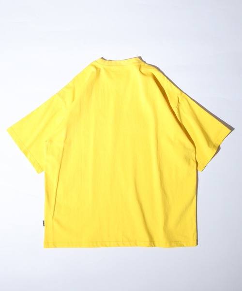 FILA（フィラ）の「FILA ビッグシルエット ブランドネーム フロントプリント ロゴTシャツ（Tシャツ/カットソー・メンズ・レッド/グリーン/イエロー・LL/L/M）」の12枚目の写真