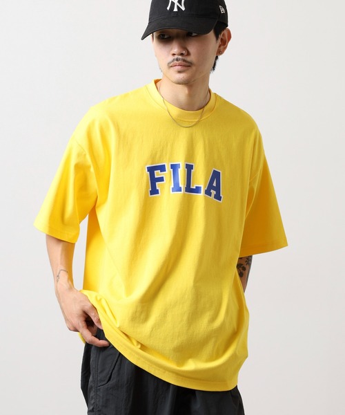 FILA（フィラ）の「FILA ビッグシルエット ブランドネーム フロントプリント ロゴTシャツ（Tシャツ/カットソー・メンズ・レッド/グリーン/イエロー・LL/L/M）」の5枚目の写真