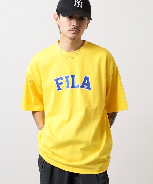 FILA（フィラ）の「FILA ビッグシルエット ブランドネーム フロントプリント ロゴTシャツ（Tシャツ/カットソー・メンズ・レッド/グリーン/イエロー・LL/L/M）」の6枚目の写真