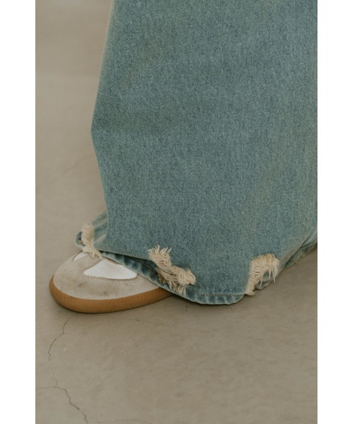 Knuth Marf（クヌースマーフ）の「Knuth Marf damage denim pants(unisex)（デニムパンツ・レディース・ブラック/ライトブルー・X-SMALL/SMALL/MEDIUM）」の20枚目の写真