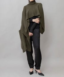 タートルネック ポンチョ ニット/セーター」に該当するファッション