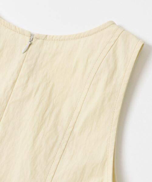 KBF（ケイビーエフ）の「ポケットディティールコクーンワンピース（ワンピース・レディース・チャコールグレー/アイボリー・ONE）」の11枚目の写真