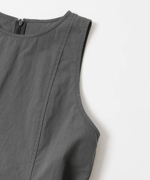 KBF（ケイビーエフ）の「ポケットディティールコクーンワンピース（ワンピース・レディース・チャコールグレー/アイボリー・ONE）」の19枚目の写真