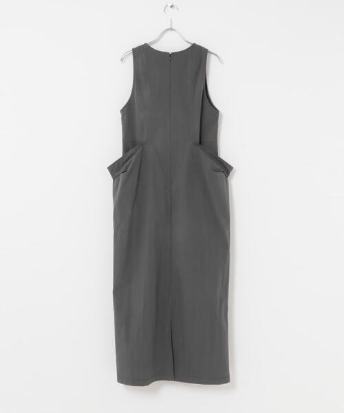 KBF（ケイビーエフ）の「ポケットディティールコクーンワンピース（ワンピース・レディース・チャコールグレー/アイボリー・ONE）」の21枚目の写真