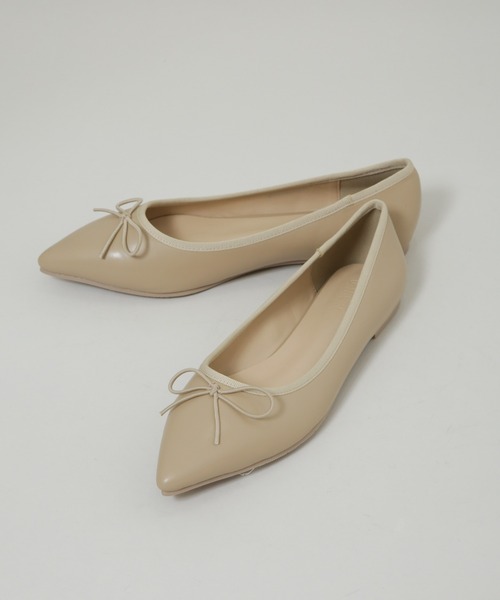 NANO universe（ナノユニバース）の「ポインテッドトゥリボンフラットパンプス（パンプス・レディース・ブラック/ベージュ・36/37/38）」の10枚目の写真