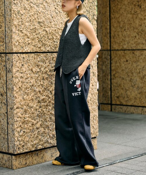 etsinta（エシンタ）の「etsintaリメイクZIPフレアスウェットパンツ（スウェットパンツ・レディース・ライトグレー/ブラック/グレー・ONE SIZE）」の6枚目の写真