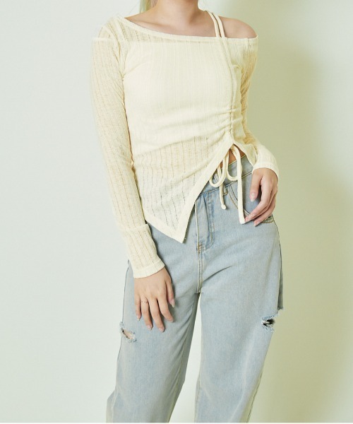 GORGE(ゴージ)の「《ワンショル×リボンドロスト》洒落映えアシメトップス(Tシャツ/カットソー・レディース・ブラック/オフホワイト/ブラウン・F)」の2枚目の写真