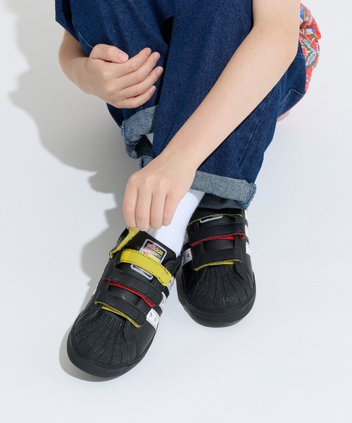 Disney（ディズニー）の「アディダス ディズニー SST LEDライト コンフォートクロージャー シューズ キッズ / adidas Disney SST LED Lights Comfort Closure Shoes Kids / アディダスオリジナルス adidas Originals（スニーカー・キッズ・ブラック・17.0cm/18.0cm/19.0cm/20.0cm/21.0cm）」の16枚目の写真
