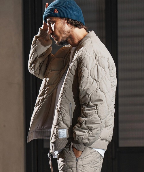wjk reluxe(ダブルジェーケーリラックス)の「mj10960-gourd quilting MA-1 type blouson キルティングブルゾン(WR25W-04)(ブルゾン・メンズ・ブラック/グレイッシュベージュ/グレー・L/M/S)」の5枚目の写真