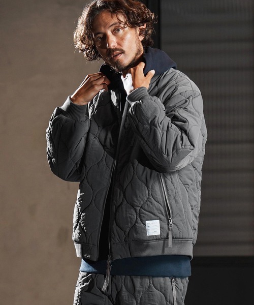 wjk reluxe(ダブルジェーケーリラックス)の「mj10960-gourd quilting MA-1 type blouson キルティングブルゾン(WR25W-04)(ブルゾン・メンズ・ブラック/グレイッシュベージュ/グレー・L/M/S)」の9枚目の写真