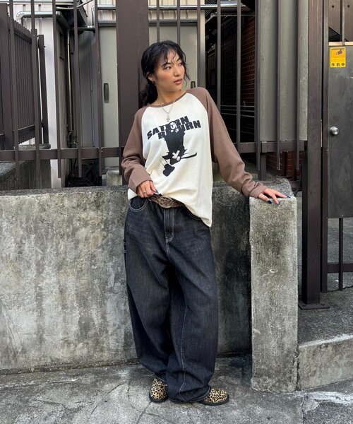 WHO'S WHO gallery（フーズフーギャラリー）の「【WEB限定】シャーロットワッフルラグラントップス（Tシャツ/カットソー・レディース・チャコールグレー/ブラウン・FREE）」の3枚目の写真