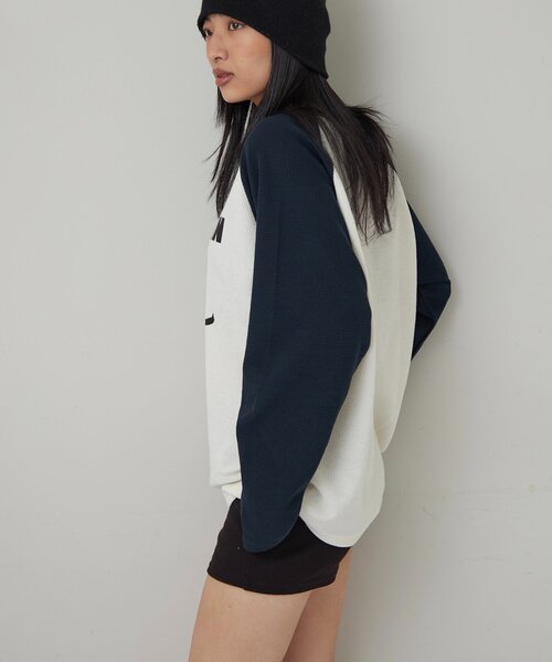 WHO'S WHO gallery（フーズフーギャラリー）の「【WEB限定】シャーロットワッフルラグラントップス（Tシャツ/カットソー・レディース・チャコールグレー/ブラウン・FREE）」の8枚目の写真