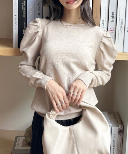 Ada.(エイダ)の「クルーネック パワショル レディー ニット(ニット/セーター・レディース・ベージュ/オフホワイト/ブラック・FREE)」の7枚目の写真