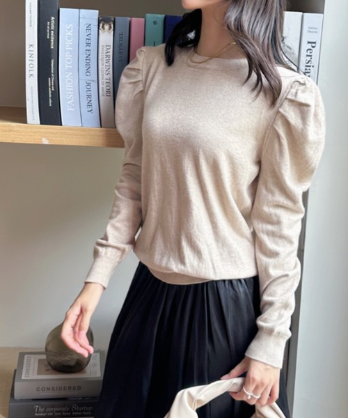 Ada.(エイダ)の「クルーネック パワショル レディー ニット(ニット/セーター・レディース・ベージュ/オフホワイト/ブラック・FREE)」の10枚目の写真