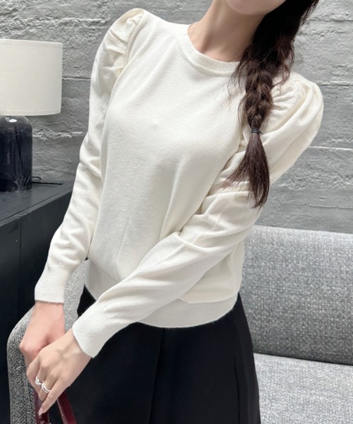 Ada.(エイダ)の「クルーネック パワショル レディー ニット(ニット/セーター・レディース・ベージュ/オフホワイト/ブラック・FREE)」の11枚目の写真