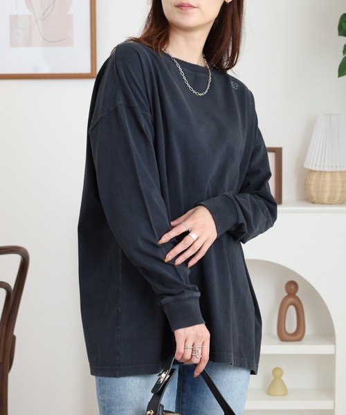 Arinomama(アリノママ)の「フラワー&「you are enough」刺繍オーバーサイズロンT(Tシャツ/カットソー・レディース・カーキ/ブラック/ワインレッド/オフホワイト・FREE)」の12枚目の写真