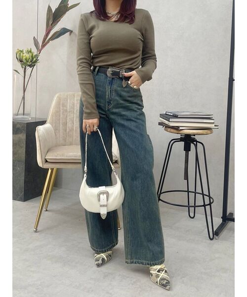 EVRIS(エヴリス)の「BACKスラッシュワイドデニムパンツ(デニムパンツ・レディース・ブラック/ライトブルー/インディゴブルー・SMALL/MEDIUM/X-SMALL)」の8枚目の写真