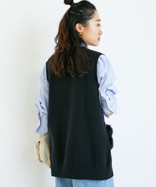 le.coeur blanc（ルクールブラン）の「TORRAZZO DONNA 別注ファーポケットベスト（ベスト・レディース・ブラック/グレー・38）」の6枚目の写真