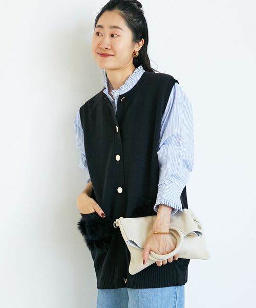 le.coeur blanc（ルクールブラン）の「TORRAZZO DONNA 別注ファーポケットベスト（ベスト・レディース・ブラック/グレー・38）」の7枚目の写真