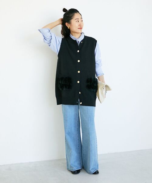 le.coeur blanc（ルクールブラン）の「TORRAZZO DONNA 別注ファーポケットベスト（ベスト・レディース・ブラック/グレー・38）」の10枚目の写真