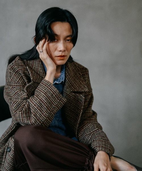 LEPSIM（レプシィム）の「ウーリーダブルミドルチェックコート　582156（その他アウター・レディース・ブラウン・FREE）」の18枚目の写真